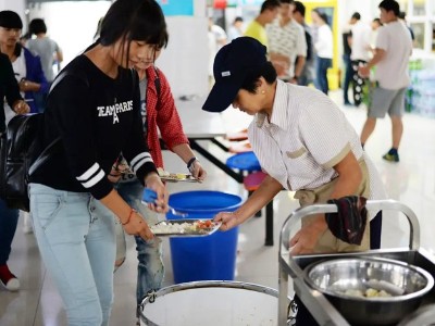 学校餐厨垃圾处理设备可解决食堂剩饭剩菜的问题