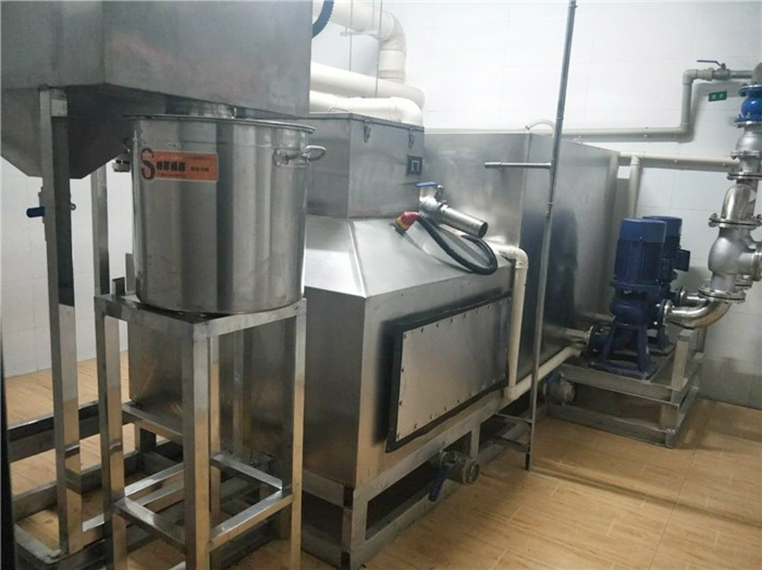 油水分离器安装